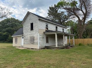 6972 Crewe Rd, Hayes, VA 23072