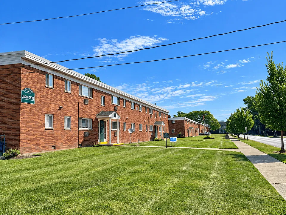 Emerald Village Apartments