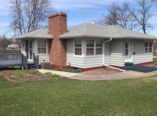 217 3rd St S, Browns Valley, MN 56219