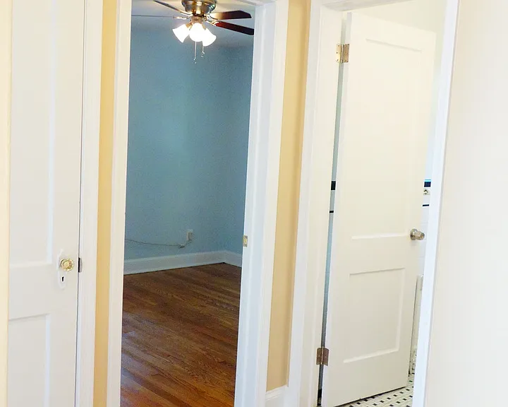 8405 Greenwood Ave — Photo 8