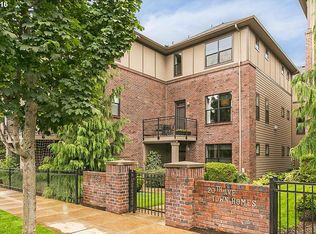 1420 NW 20th Ave, Portland, OR 97209