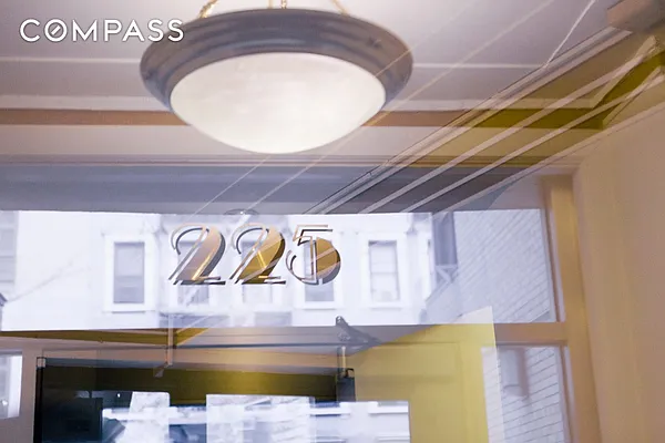 Sold by Compass | media 25