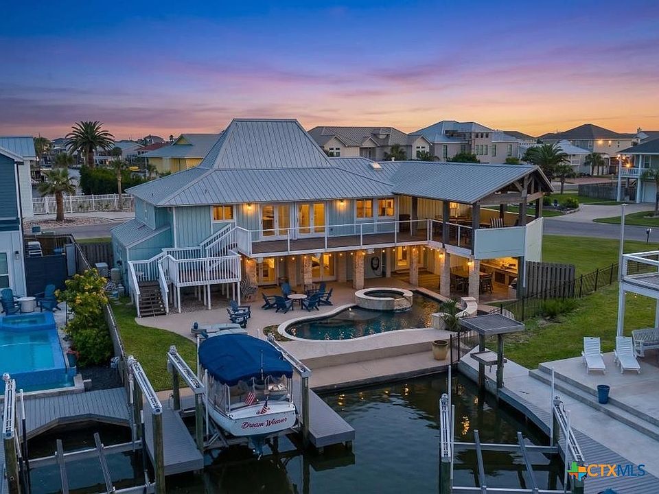 1st image of 3 Luau Ln