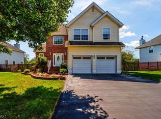 29 Campbell Rd, Hillsborough, NJ 08844