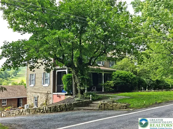 8849 Kistler Valley Rd, Kempton, PA 19529