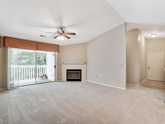 5th image of 110 Carrington Ln APT 101
