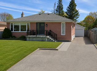 13 Patrick Dr, Aurora, ON L4G 2A6