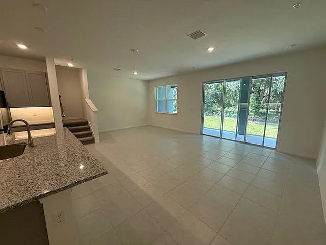 5236 Luisa Ct — Photo 20