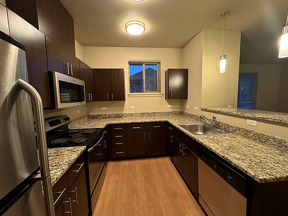 2nd image of 957 Discovery Cir NE Unit 2