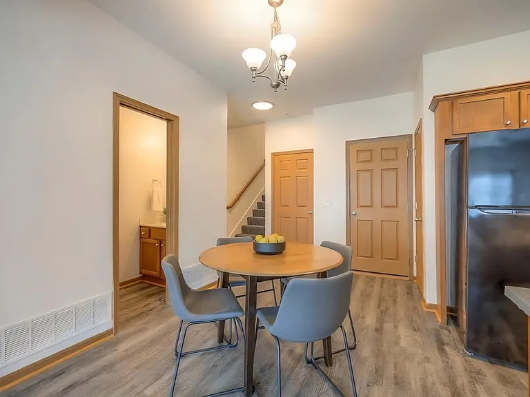 10349 Sloan Ave — Photo 9