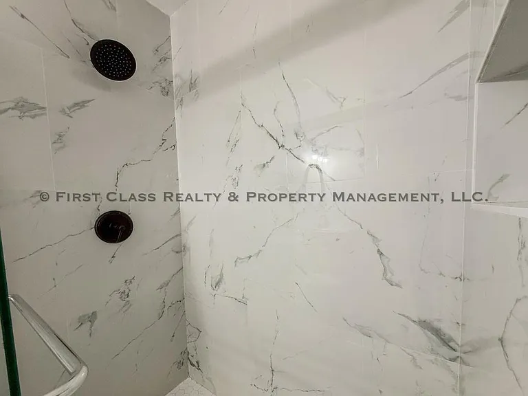 5819 Woodrock Ct — Photo 18
