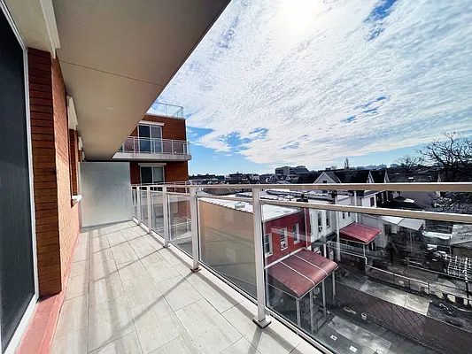 Rented by Bohemia Realty Group | media 17