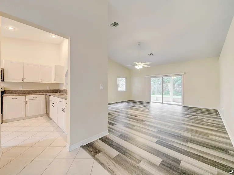 106 Middleburg Dr — Photo 9