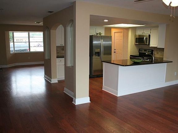 2nd image of 1219 Edenville Ave