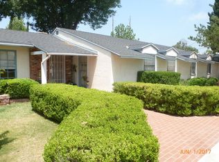 9339 Haskell Ave, North Hills, CA 91343