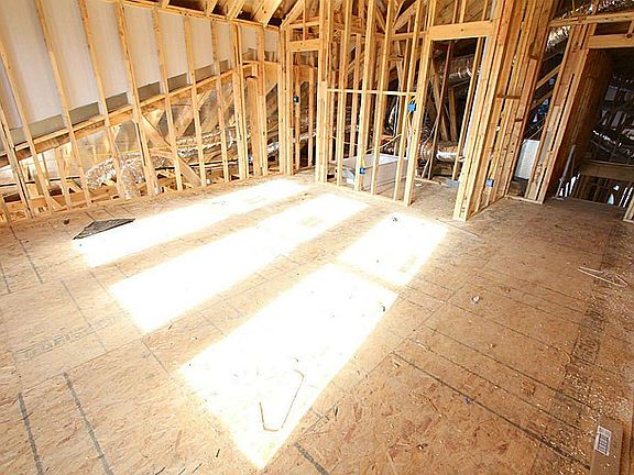 5th image of 851 Coastal Ct