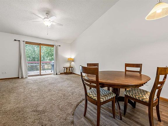 2nd image of 127 Parkview Ct
