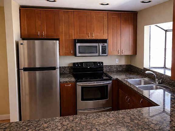 3rd image of 4435 Hamilton St APT 5