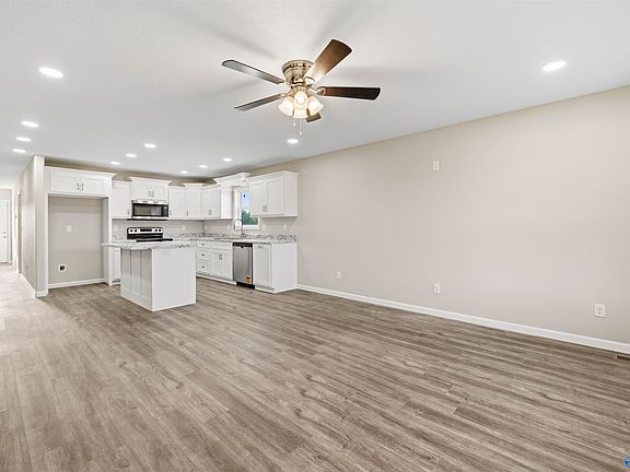 5th image of 3371 County Road 445