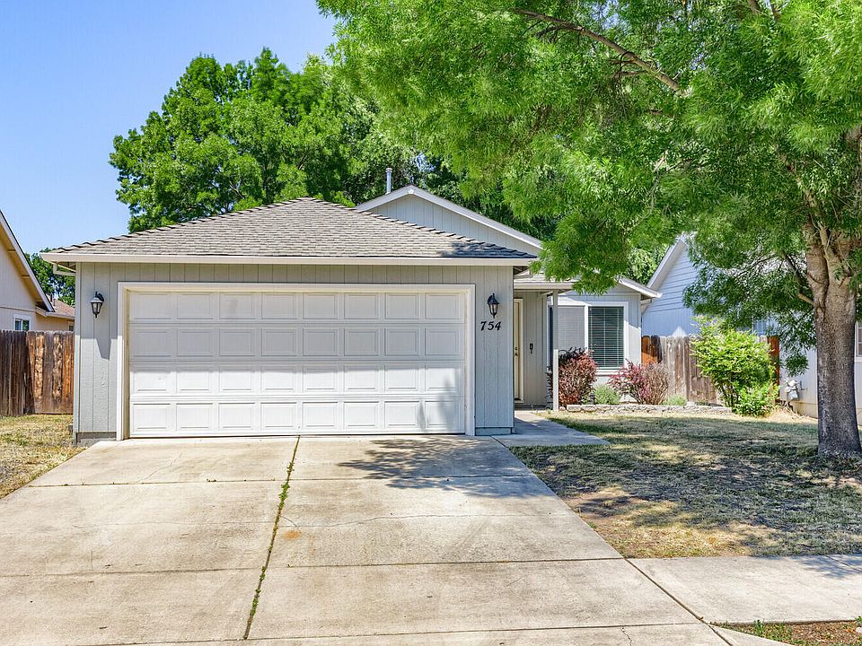 754 Halvorsen St, Medford, OR 97501 Zillow