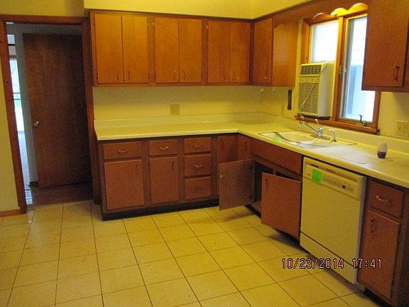 5th image of 570 Gordon Ave