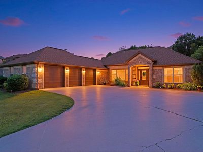 124 Stoney Pointe Drive, Hollister, MO, 65672