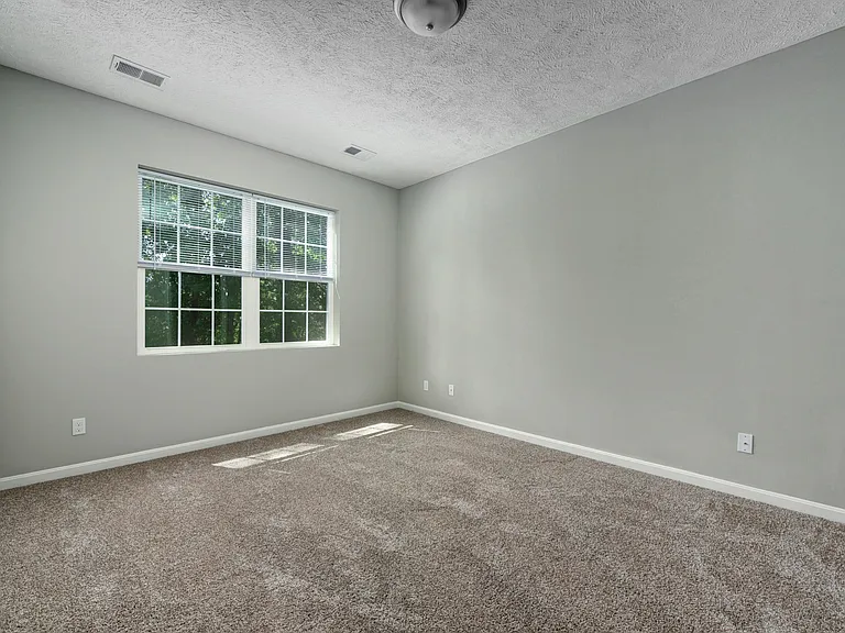 Aquamarine Apartments — Photo 87