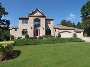 104 Bancroft Ct, West End, NC 27376