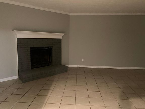 2nd image of 98 Forest Pl