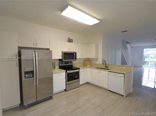 3804 San Simeon Cir, Fort Lauderdale, FL 33331