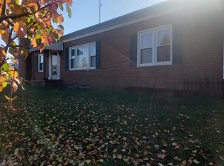 151 Smittle Rd, Oak Hill, OH 45656