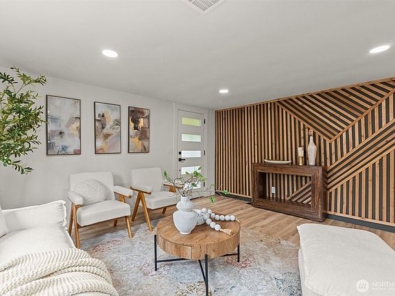 5th image of 6633 S 118th Street