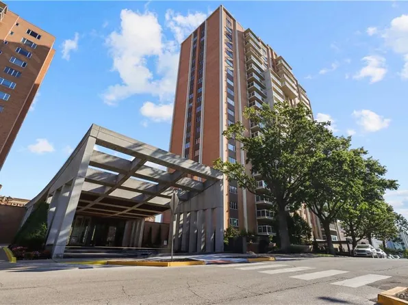 121 W 48th St APT 503, Kansas City, MO 64112