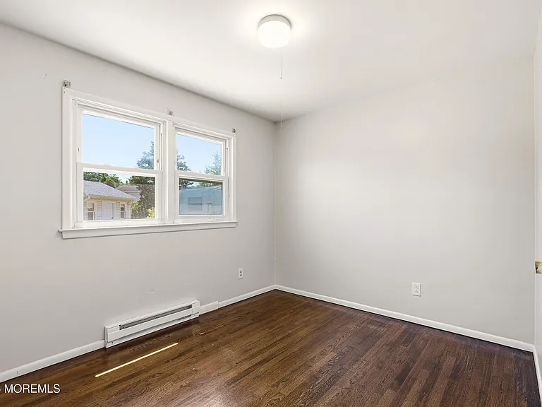 319 Nautilus Blvd — Photo 9