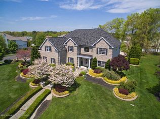 12 Julia Dr, Monroe Township, NJ 08831