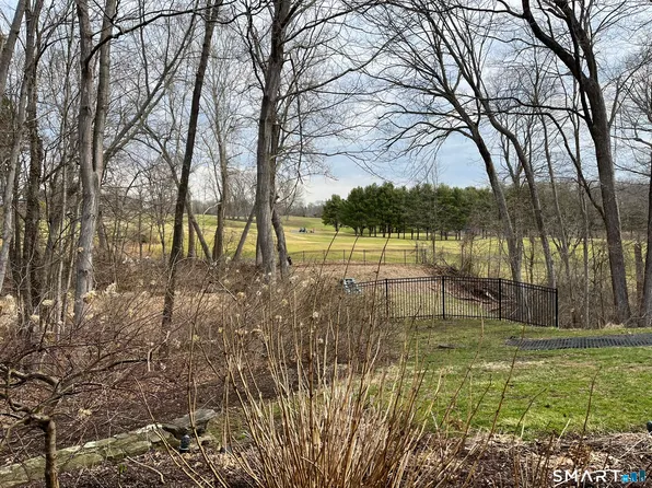 289 Heritage Vlg #A, Southbury, CT 06488