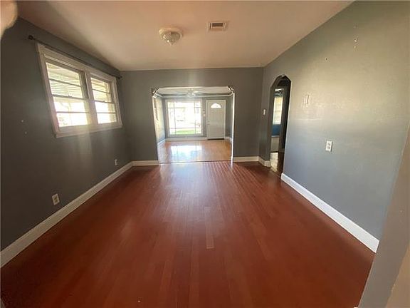 2nd image of 421 N Atlanta St