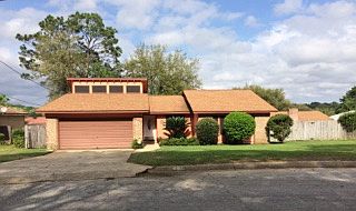 1st image of 2107 Sunbury Cir