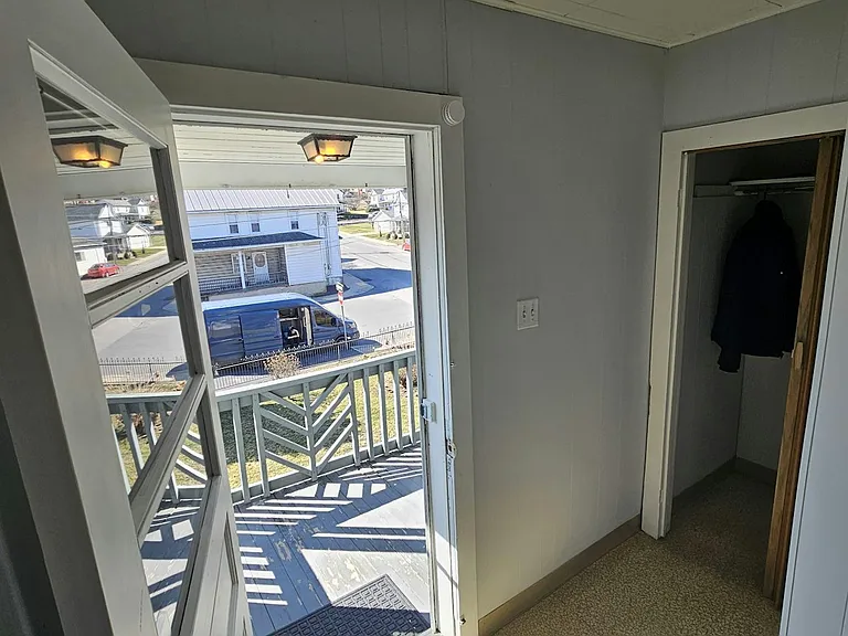 235 Ziegler St #237 — Photo 8