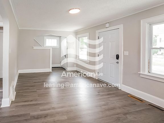 3-Living Room