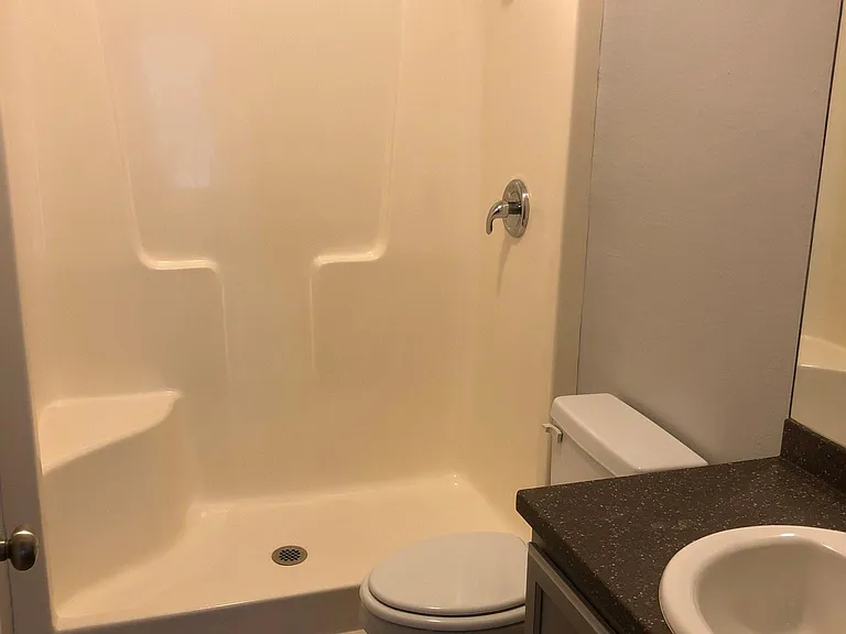 109 Heyward Dr — Photo 7