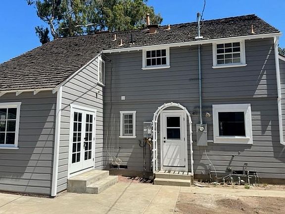4th image of 3720 Palos Verdes Dr N