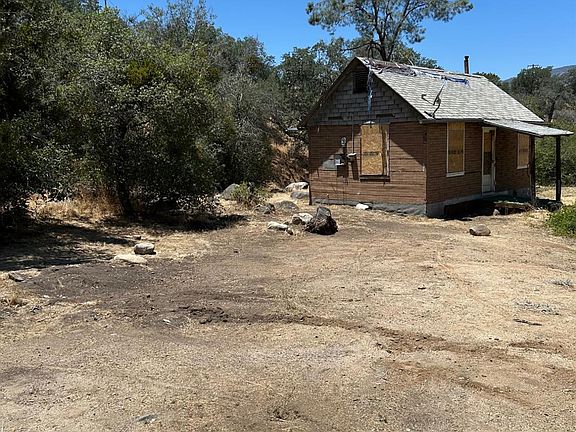 3rd image of 248 Bodfish Canyon Rd