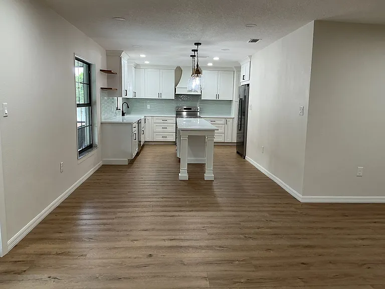512 Poppell Dr — Photo 7