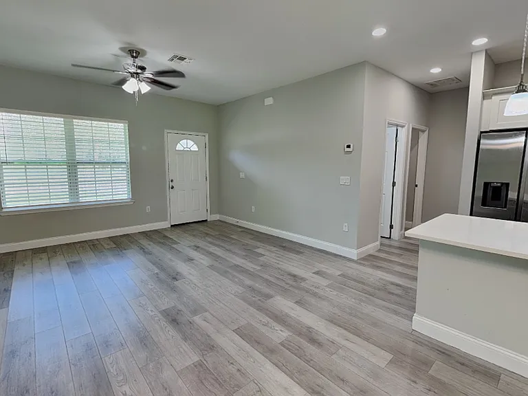 3212 W Marie Dr — Photo 6