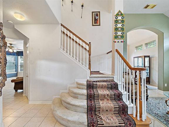 4th image of 1203 Windover Court