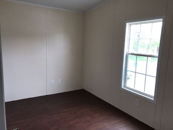4th image of 1402 Cheshire Ct