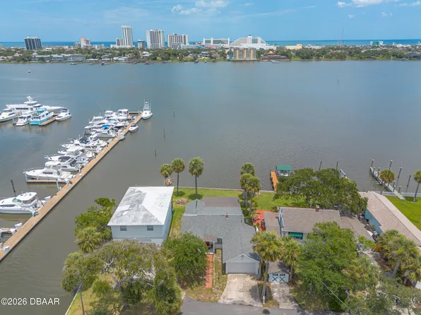 255 Lexington Dr, Daytona Beach, FL 32114