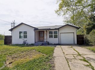 1646 Briar Cliff Rd, Dallas, TX 75235