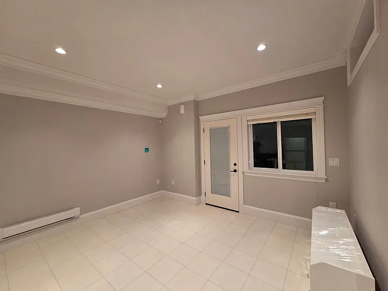 4758 Bond St — Photo 2